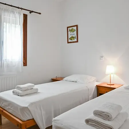 Апартаменты Liakoto Stonewall House First Floor